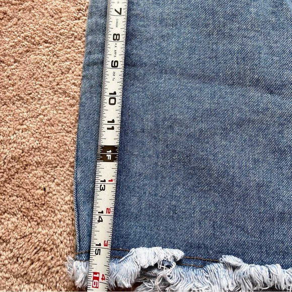 Vintage Denim Shorts with Frayed Hem - Picture 8 of 8